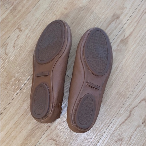 Tory Burch Minnie Flats, size 5.5, Tan - Picture 3 of 8